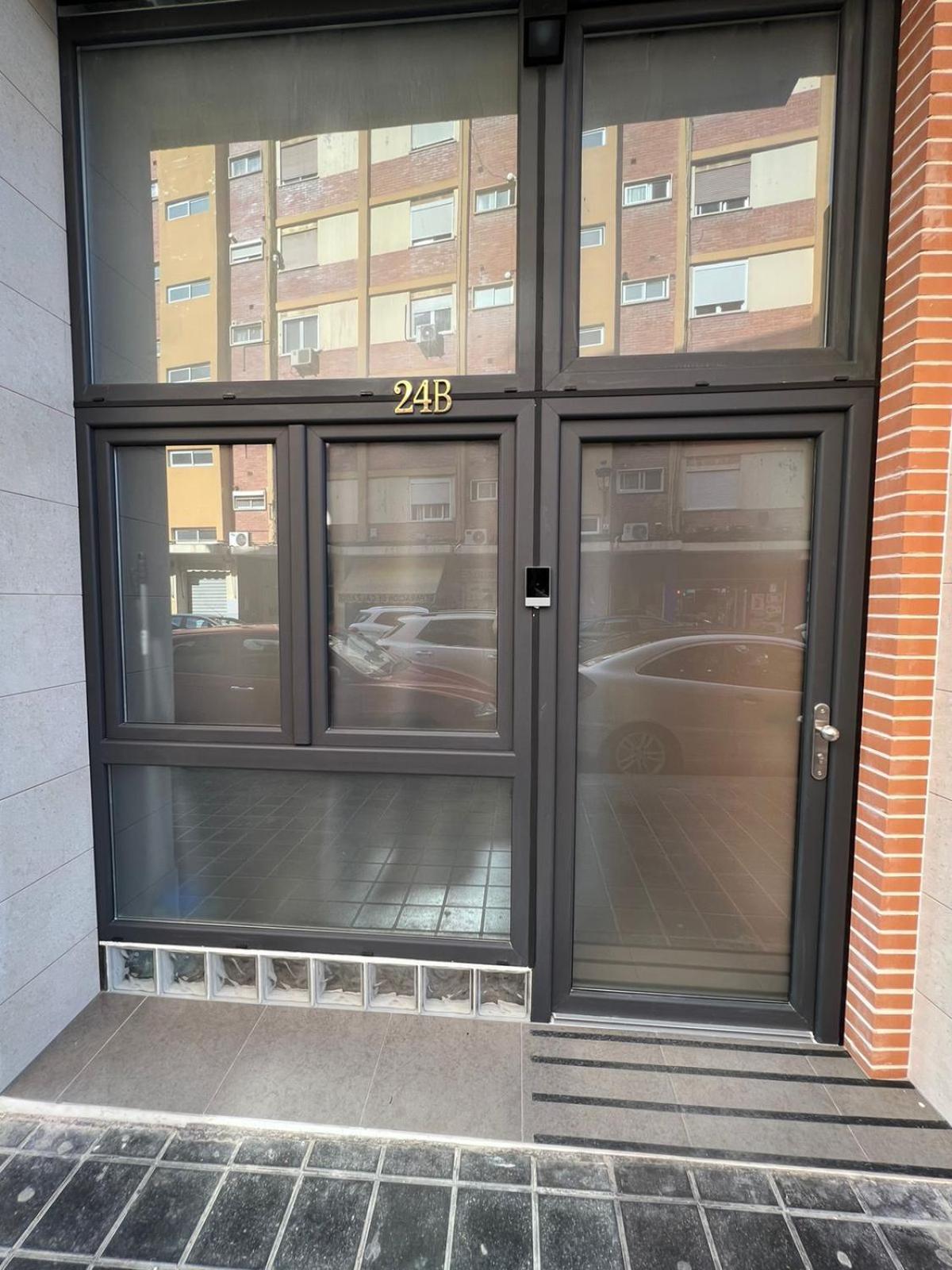 瓦伦西亚Carcaixent 24公寓式酒店 外观 照片